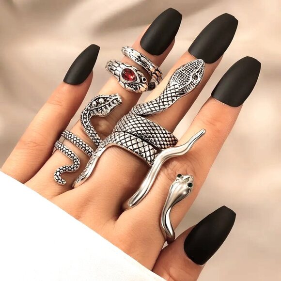 Snake Rings Finger Silver Alloy 4pc Goth Emo Scene Rave Serpent Statement Trendy - Picture 1 of 4